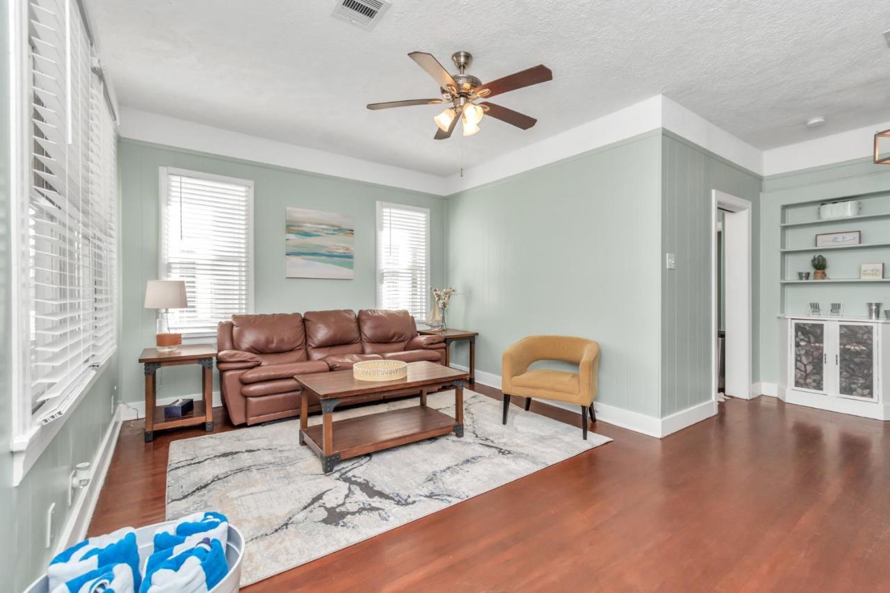 2 Kitchens,2 Living Rooms,4 Bedrooms-Close To All! Galveston Esterno foto