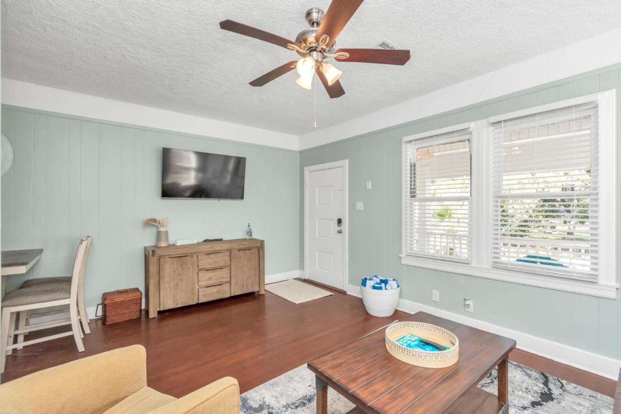 2 Kitchens,2 Living Rooms,4 Bedrooms-Close To All! Galveston Esterno foto