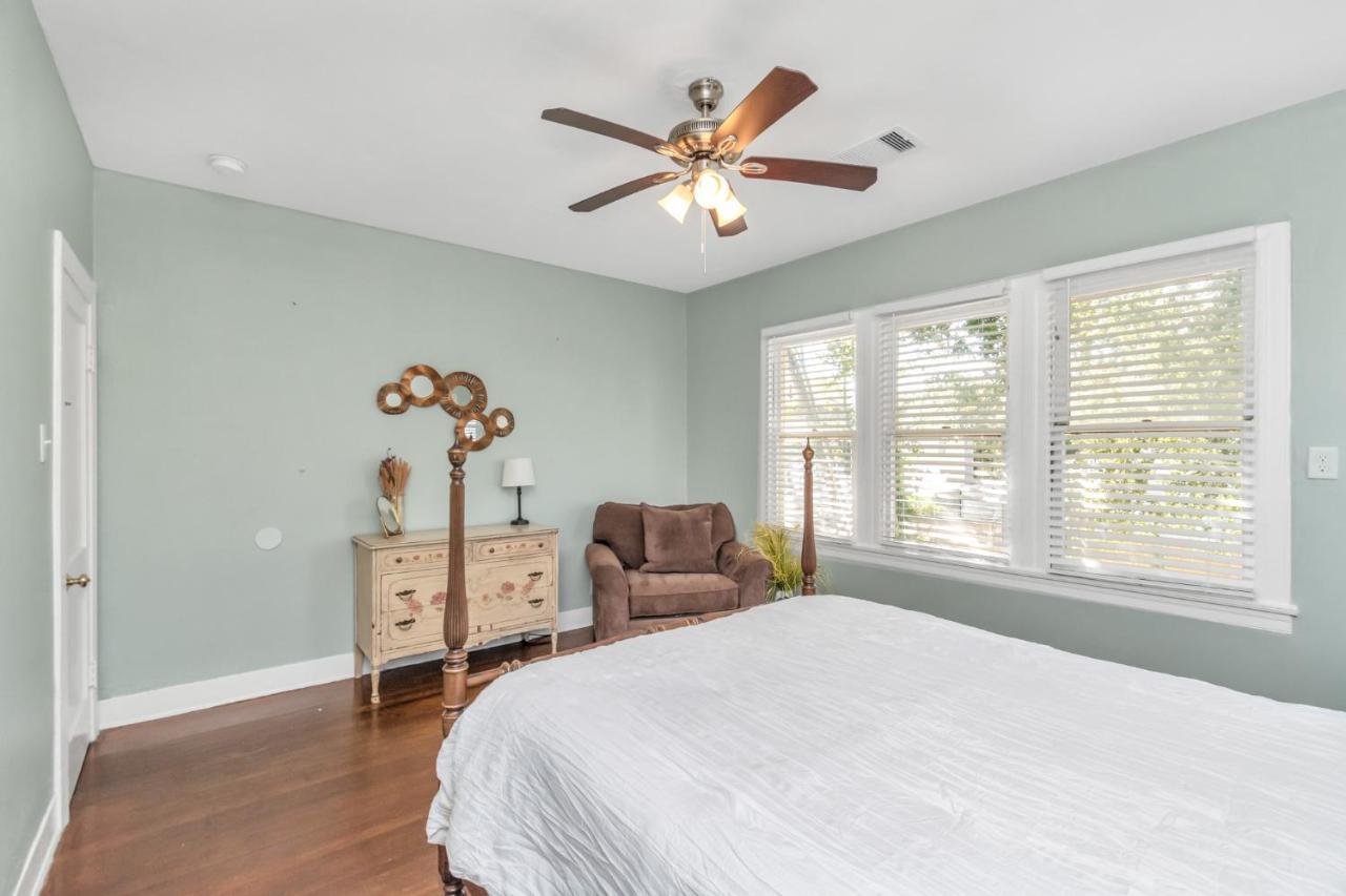 2 Kitchens,2 Living Rooms,4 Bedrooms-Close To All! Galveston Esterno foto