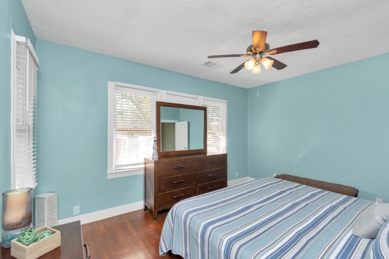 2 Kitchens,2 Living Rooms,4 Bedrooms-Close To All! Galveston Esterno foto